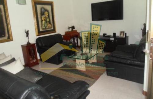 Espectacular casa en el Poblado (2MDO1486)