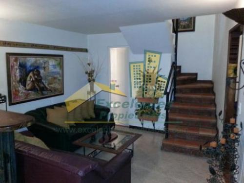  Excelente casa en Robledo (3RO1481)