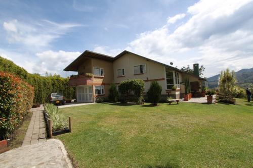 Vendo hermosa finca en La Ceja.
