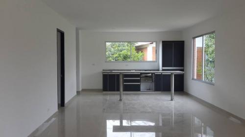 TOCAIMA (CUNDINAMARCA ) CASA EN VENTA PARA ESTRENAR