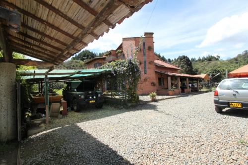 Finca-lote industrial en Guarne, vendo