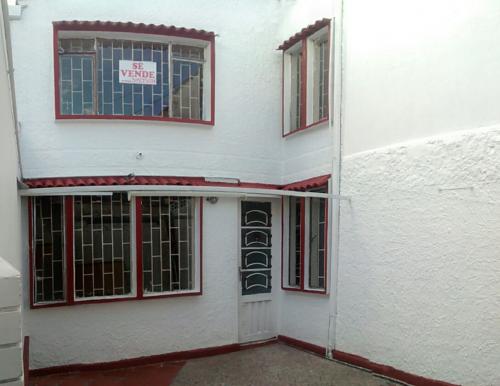 VENTA CASA BARRIO LA ESPAÑOLA