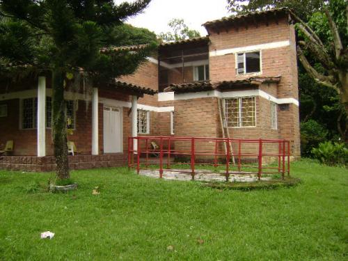 Finca 7 Km antes de Barbosa, Antioquia