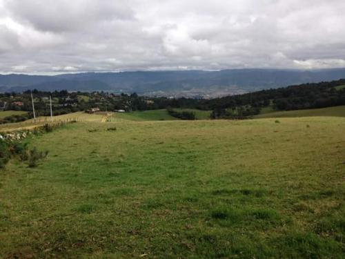 GANGAZOOO¡¡¡  LOTE CHIA 40.000 METROS CUADRADOS  ESQUINERO 