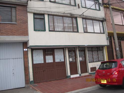 apartamentos en chapinero de 1 y 2 alcobas con servicios incluidos