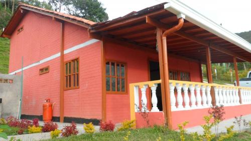 Finca entre el Peñol y Guatape, vereda El Chilco.