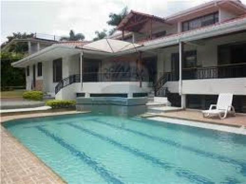 FINCA RAÍZ DEL LLANO