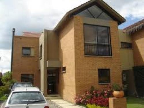 HACIENDA FONTANAR LINDAS ALISO 168 METROS 