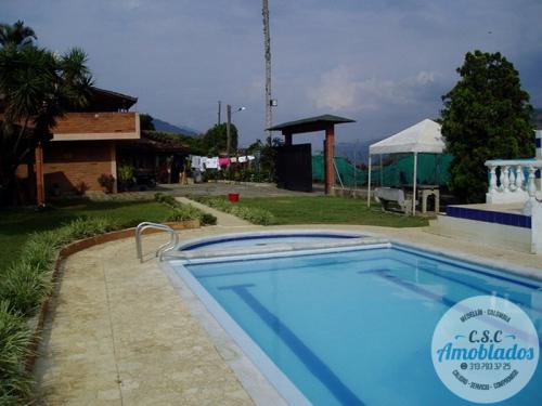 Alquiler finca de recreo en Copacabana- Cód. 1068 