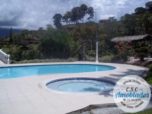 Alquiler finca de recreo en Barbosa-cód. 1049