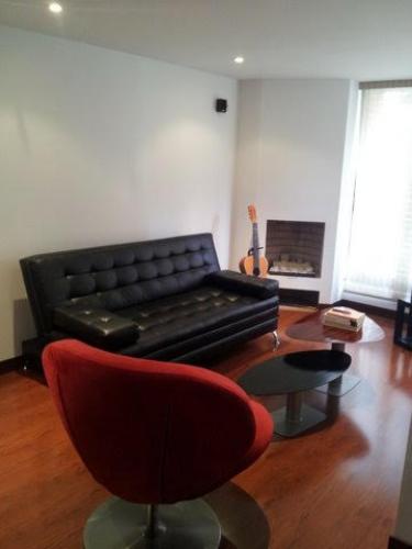 ARRIENDO APARTAESTUDIO CHICO NAVARRA