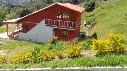 Finca entre el Peñol y Guatape, vereda El Chilco.(024)