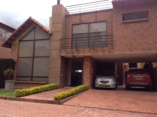 GANGA CASA EN CINDOMINIO  350 METROS EN CONSTRUCCION 