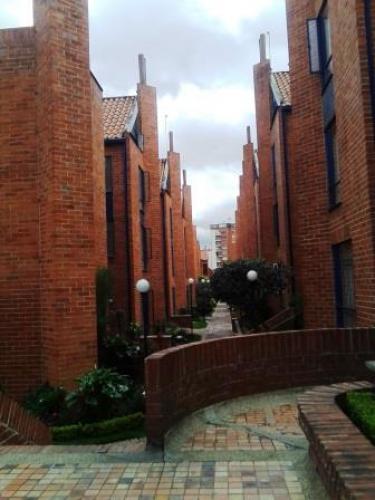 vendo casa ciudad salitre 143 metros exelente ubicacion bogota en la mejor zona