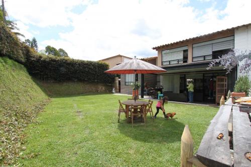 Casa campestre en unidad cerrada, El Retiro(036)