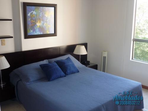 Alquiler de Apartamentos Amoblados código. AP01 ( Poblado - El Campestre )