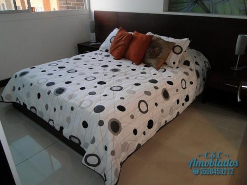 Apartamentos Amoblados por Temporadas  cód. 5110  (Poblado-Oviedo)