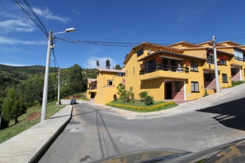 Vendo casa unidad cerrada, Guarne.