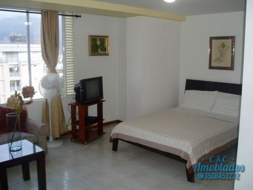 Aparta-estudios  amoblados por Temporadas Cód. 5017 (Laureles)