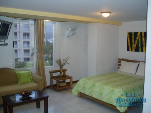 Aparta-estudios  amoblados por Temporadas Cód. 5015 (Laureles)