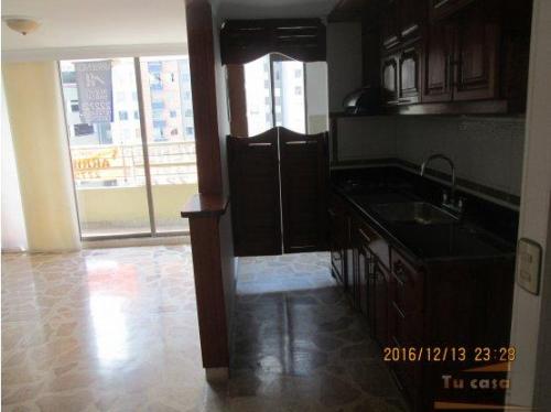 APTO 70 M2 3 HAB PARQUEADERO . ASÍ ES TU CASA