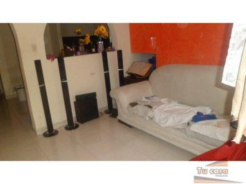 CASA CON APARTAESTUDIO INCLUIDO 76mts2. ASÍ ES TU CASA