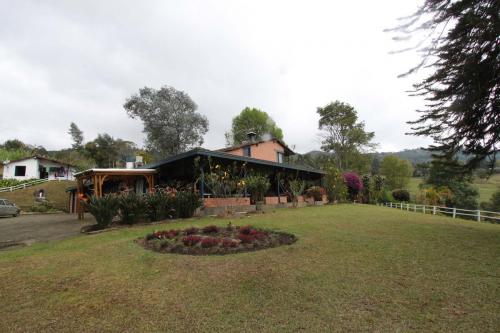 Excelente finca en La Mulona-Vereda Montañez