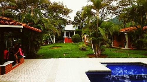 Vendo hermosa finca de recreo en vereda la Honda de combia, cerca a Pereira