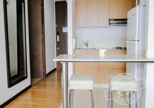 Apartaestudio Amoblado en El Poblado, Oviedo Cód A253