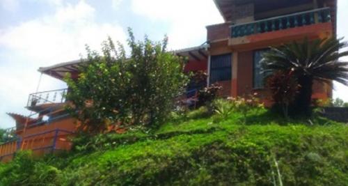 A 15 minutos de Pereira vendo casa campestre en parcelación