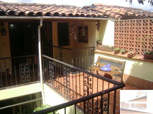 CASA 180Mts2 EN UNIDAD CERRADA - BELÉN LA MOTA. ASI ES TU CASA