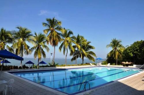 ALQUILO APARTAMENTOS FRENTE AL MAR EN EXCLUSIVO CONDOMINIO DE PLAYA