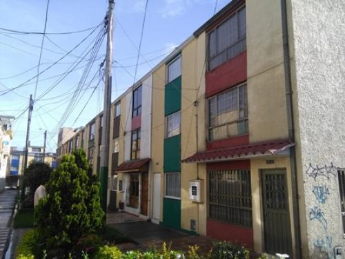 VENDO CASA BARRIO VILLOS DE GRANADA