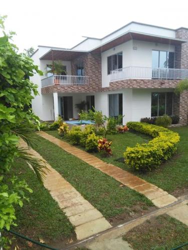 Casa en unidad cerrada en Sopetran