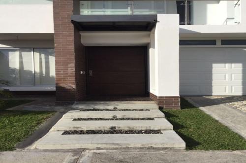 Hermosa casa en el Retiro en unidad cerrada