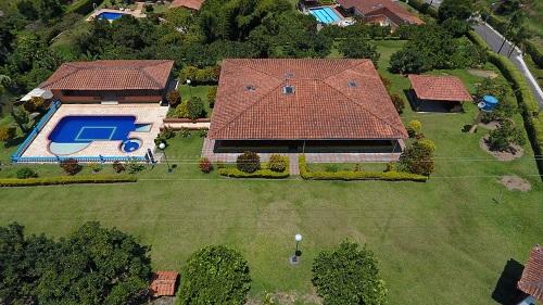 Vendo hermosa finca de recreo en combia, a 30 minutos de Pereira