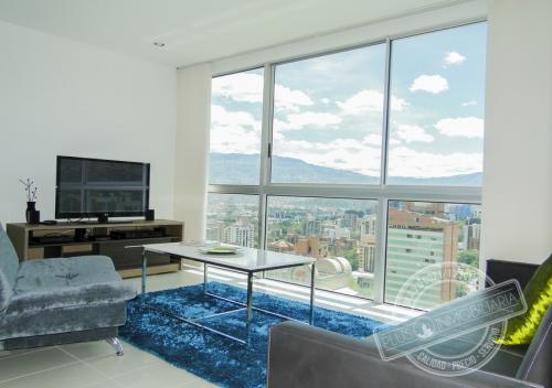 Apartamento | Milla de Oro | Cód A124