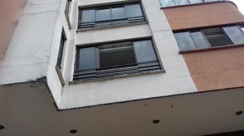 Vendo apartamento sobre la Av 30 de Agosto, amplio y acogedor