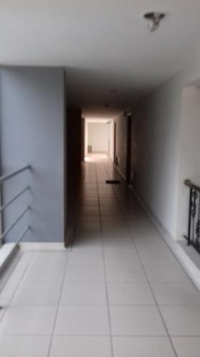 Vendo apartamento en el sector de Alamos, cerca a la terminal de transporte