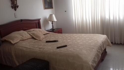 Vendo Apartamento sobre la Av Circunvalar
