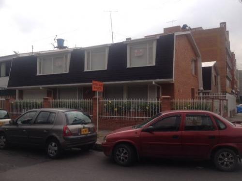 SANTA BARBARA CASA ESQUINERA EN VENTA