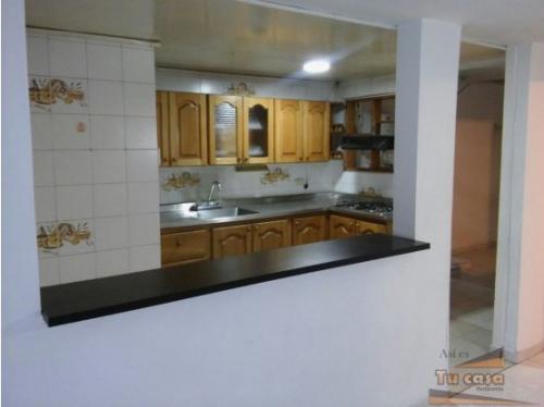 CASA UBICADA EN LOPEZ DE MESA. ASI ES TU CASA