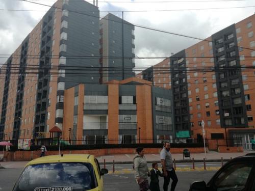 ARRIENDO APTO CONJ. VILLA DE LOS ANGELES - CASTILLA