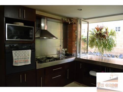 CASA CAMPESTRE EN CONJUNTO CERRADO EN SABANETA. ASI ES TU CASA