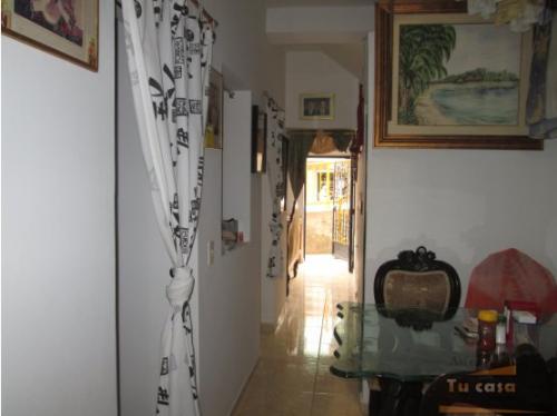 APARTAMENTO UBICADO EN MANRIQUE CENTRAL. ASI ES TU CASA