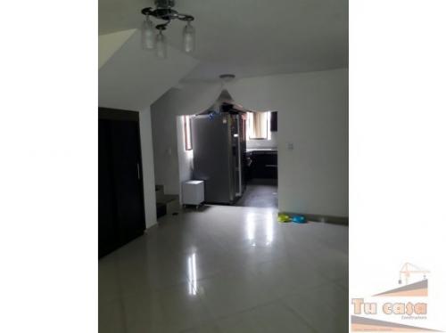 DUPLEX 3ro Y 4to PISO 93Mts2 ITAGUI. ASI ES TU CASA