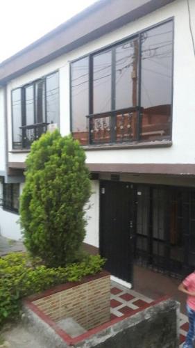 Casa duplex en el Barrio Altos de Llanogrande Pereira