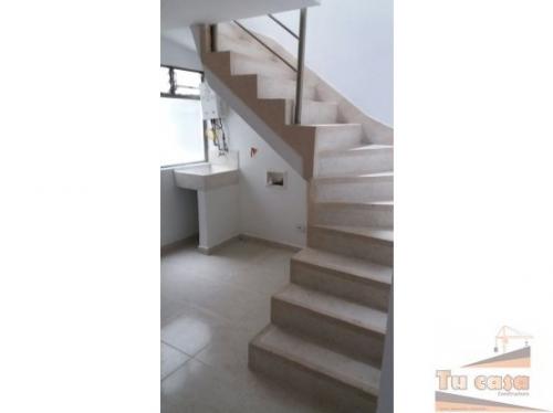 DUPLEX 110Mts2 MAS PARQUEADERO. ASI ES TU CASA