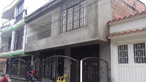 Vendo casa duplex cerca a Colegio Barrio la Pradera Dosquebradas
