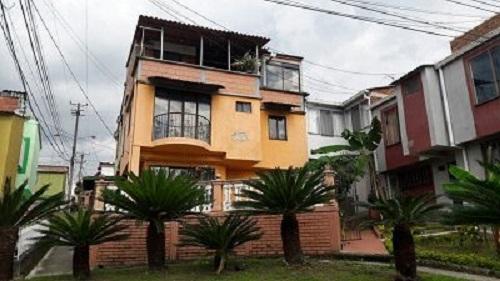 Vendo casa 3 niveles conjunto en Dosquebradas Campestre D